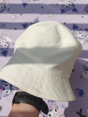 lululemon reversible bucket hat